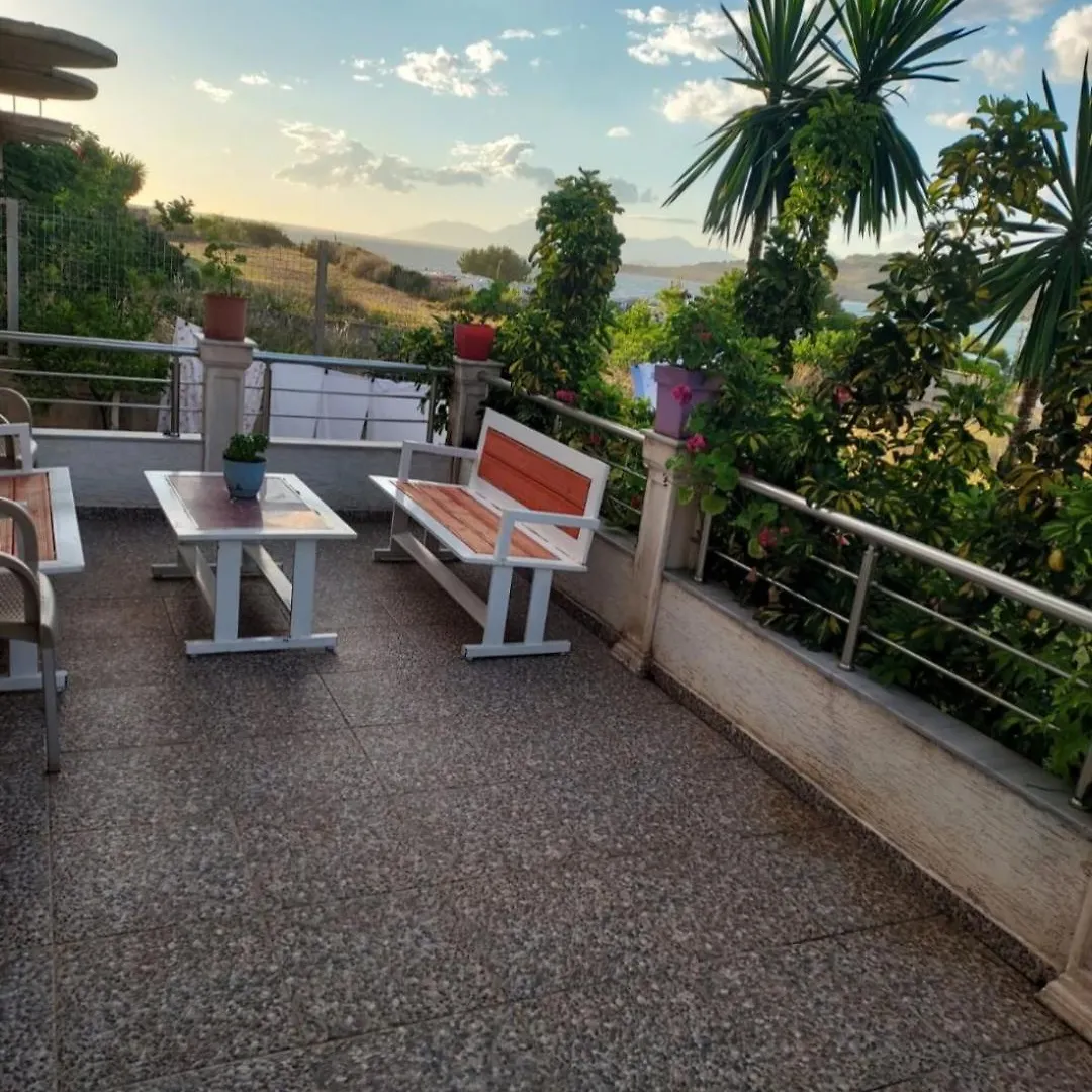 Patrik Sea View Apartment Ksamil